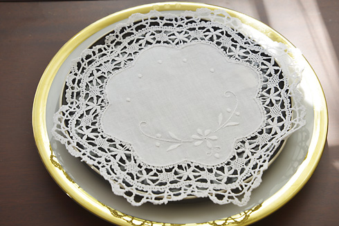 Southern Hearts Cluny Lace Doilies 9"x9" Round Cluny Lace.